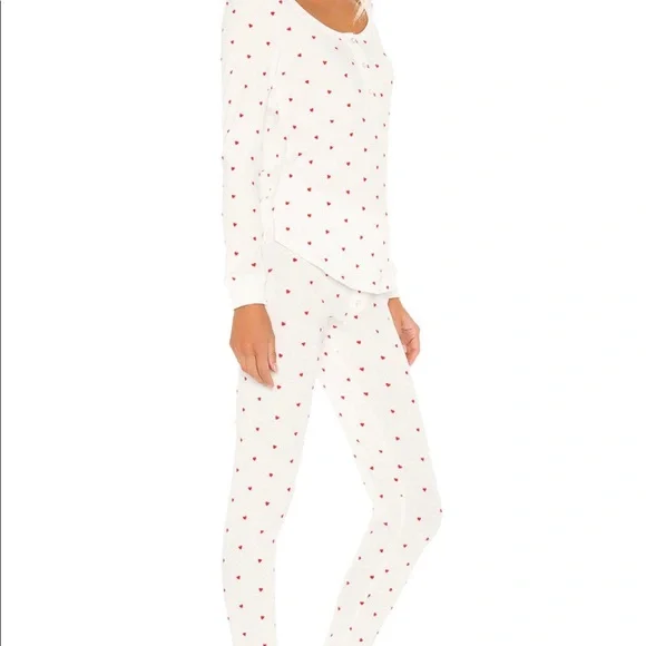 NWT Plush Thermal Heart PJ Set in Red and White, M - Picture 2 of 4